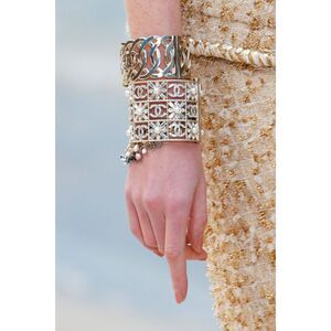 Chanel SS19 Runway Crystal Pearl CC Lattice Cuff Wide Gold Statement Bangle Rare